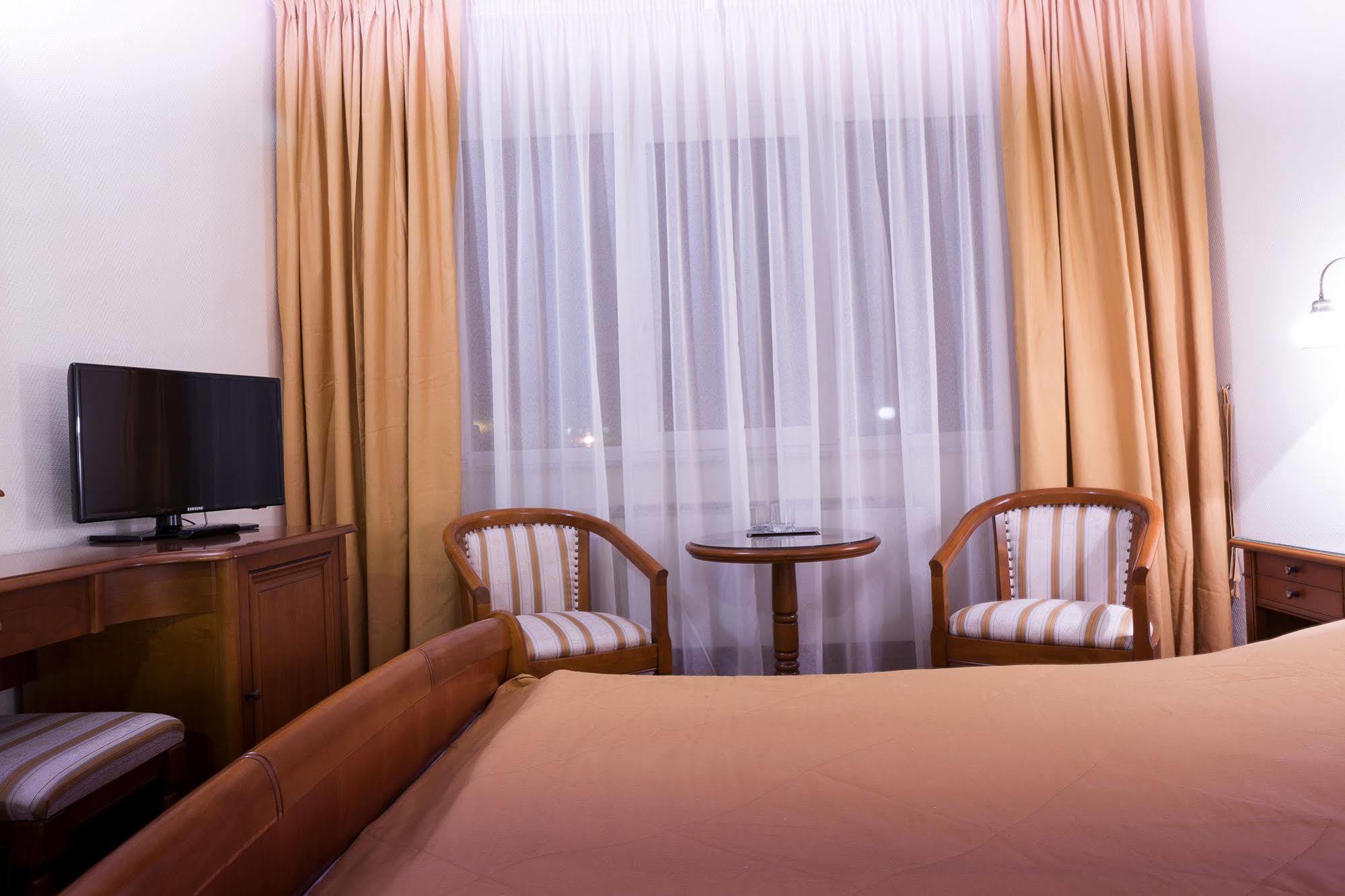 Hotel Transilvania Alba Iulia Luaran gambar