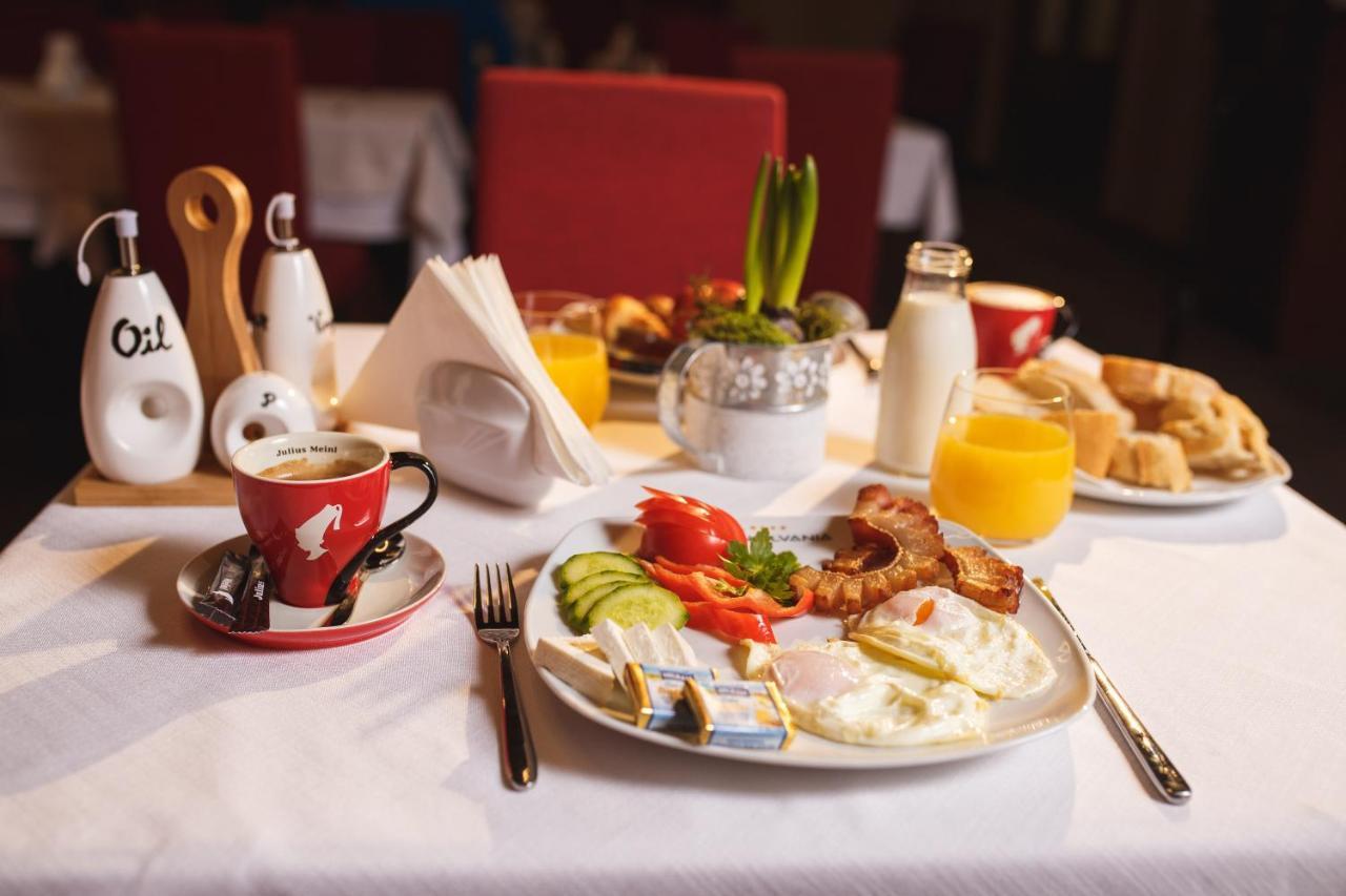 Hotel Transilvania Alba Iulia Luaran gambar
